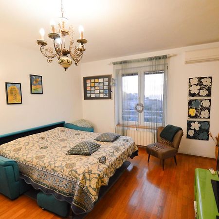 Apartamento Lungo Mare Pula Exterior foto