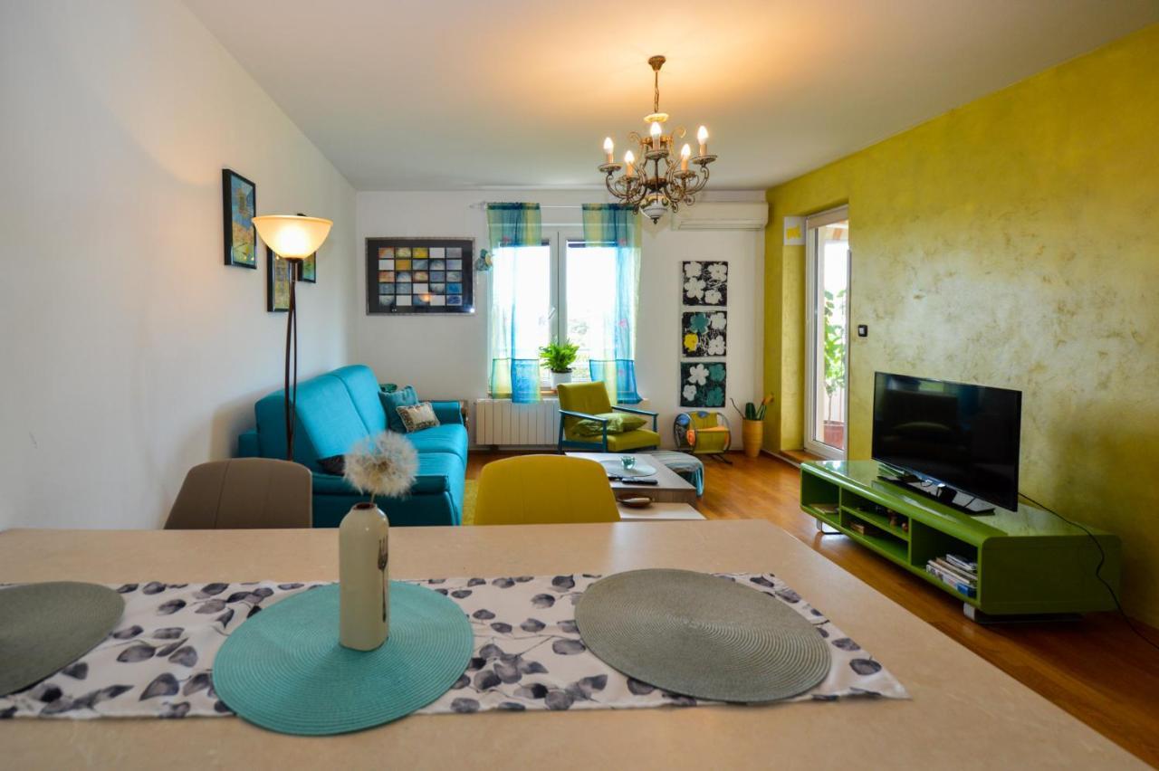 Apartamento Lungo Mare Pula Exterior foto