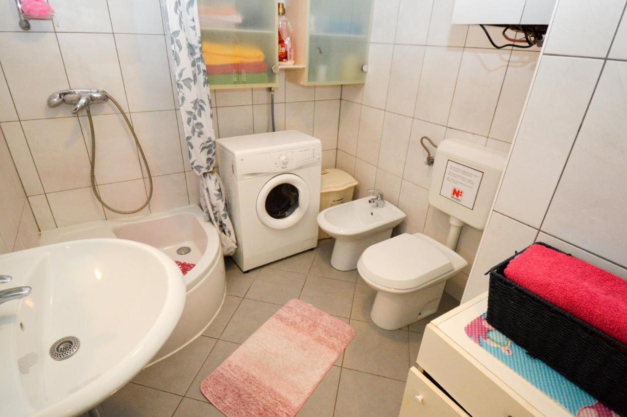Apartamento Lungo Mare Pula Exterior foto