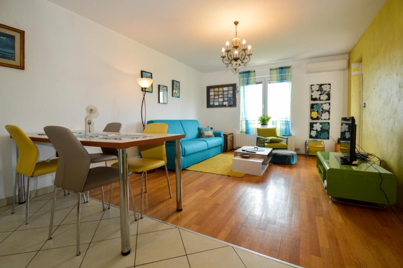 Apartamento Lungo Mare Pula Exterior foto