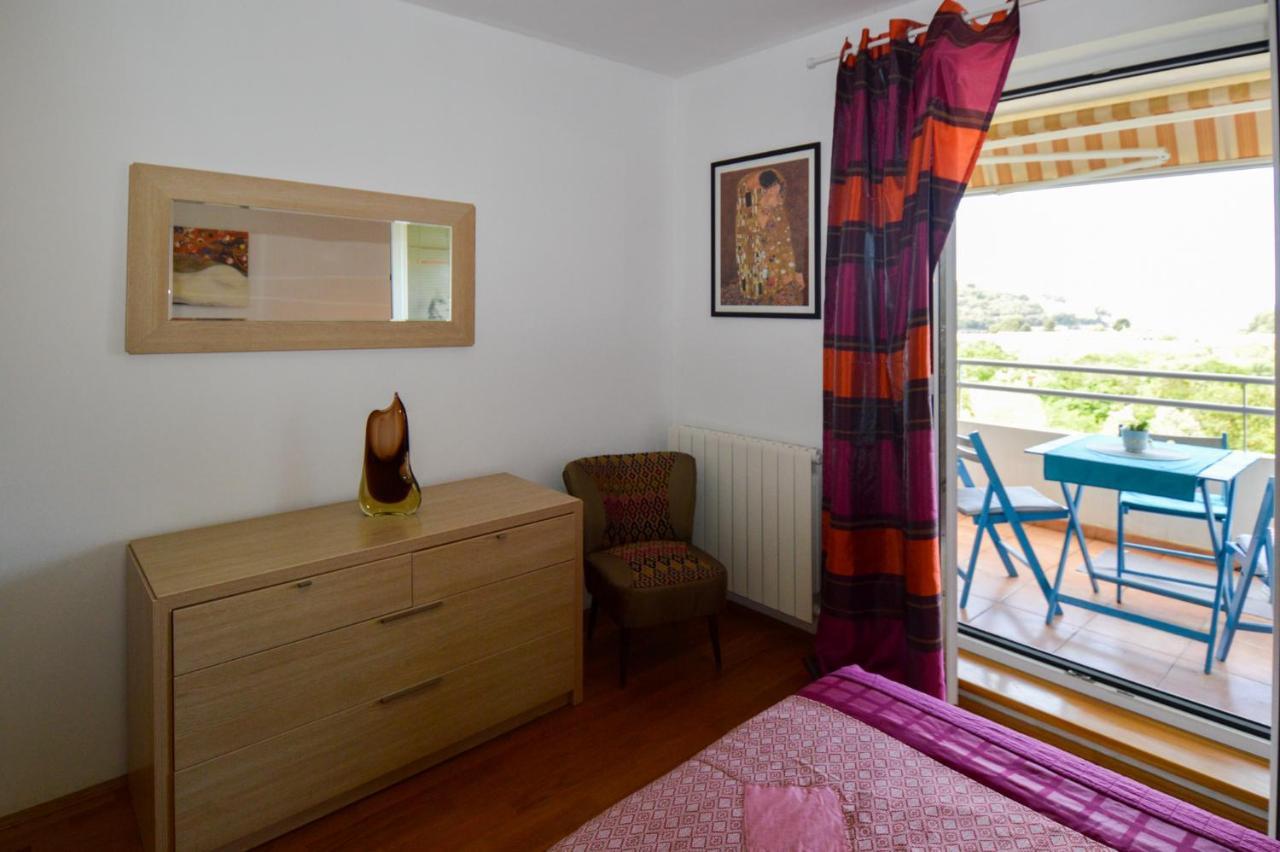 Apartamento Lungo Mare Pula Exterior foto