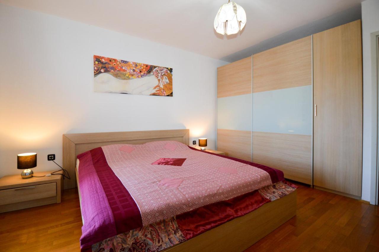 Apartamento Lungo Mare Pula Exterior foto