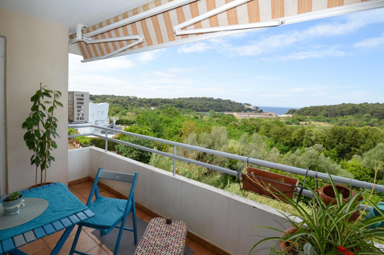 Apartamento Lungo Mare Pula Exterior foto